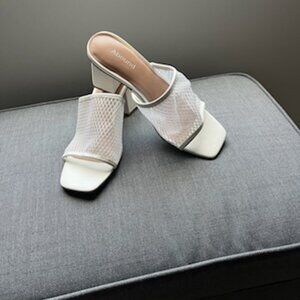 Abound white netted slides - sz. 7 like new, only wore once